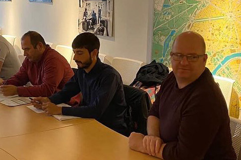 nous avons rencontré avec Monsieur le Commissaire Chargé du Commissariat du 18e arrondissement.